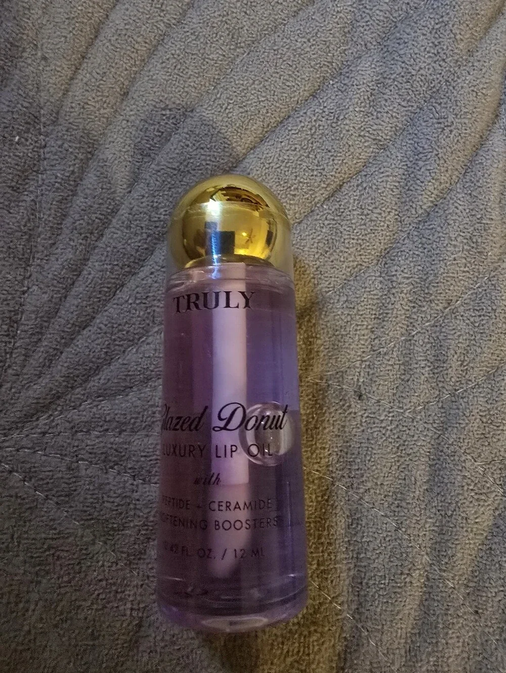 New TRULY Glazed Donut Luxury Lip Oil